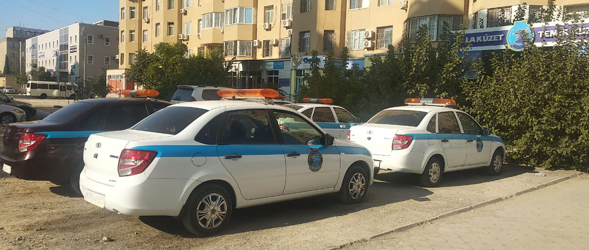 Автостоянка напротив охранного агентства Темир кузет
